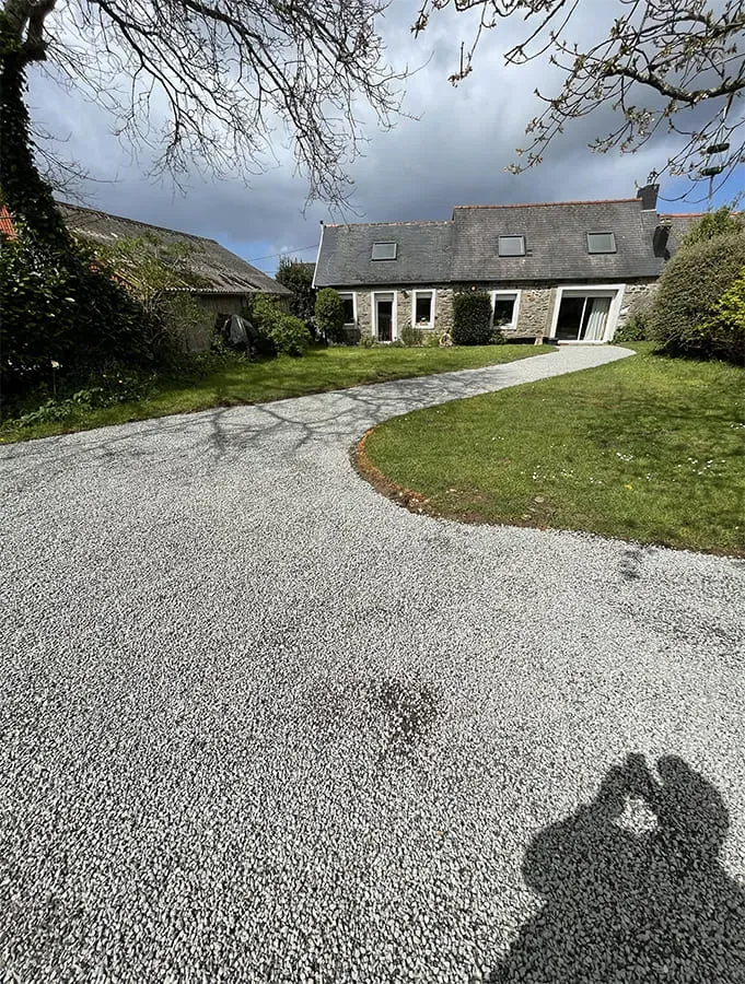 Route d'accès à une maison_1342